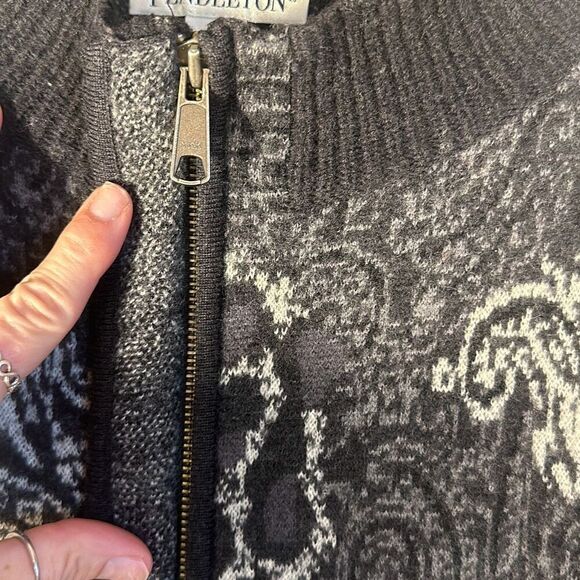 Pendleton Women’s Full Zip Jacket Sweater 100% Merino Wool Paisley Gray size S - Picture 5 of 9